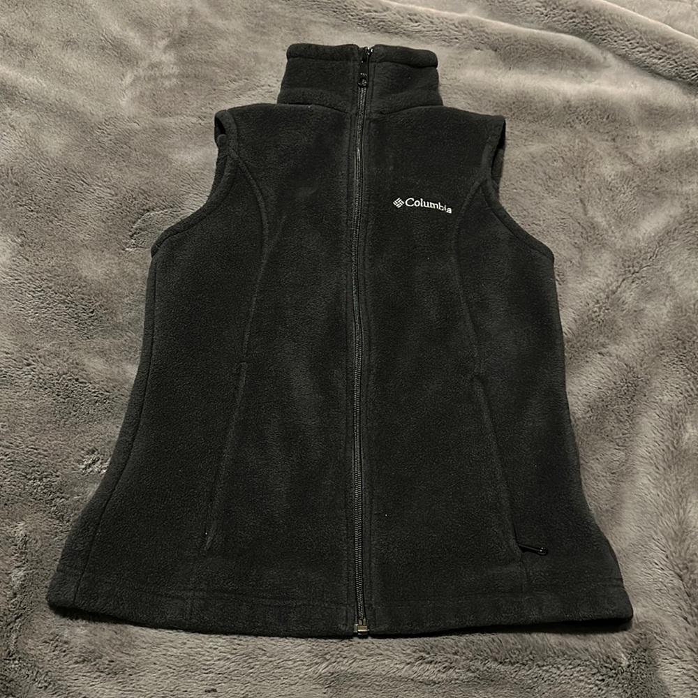 Columbia Vest